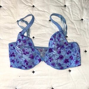 Victoria Secret Unlined Stretch Lace Bra